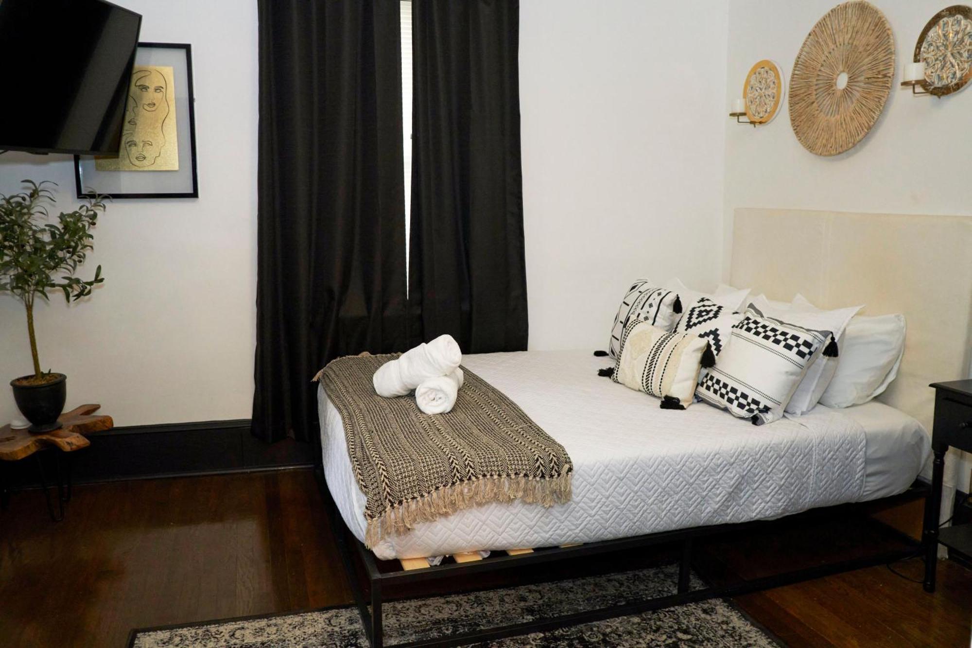 Вілла Cozy Atl Getaway - 5 Min From Airport & Downtown Атланта Екстер'єр фото